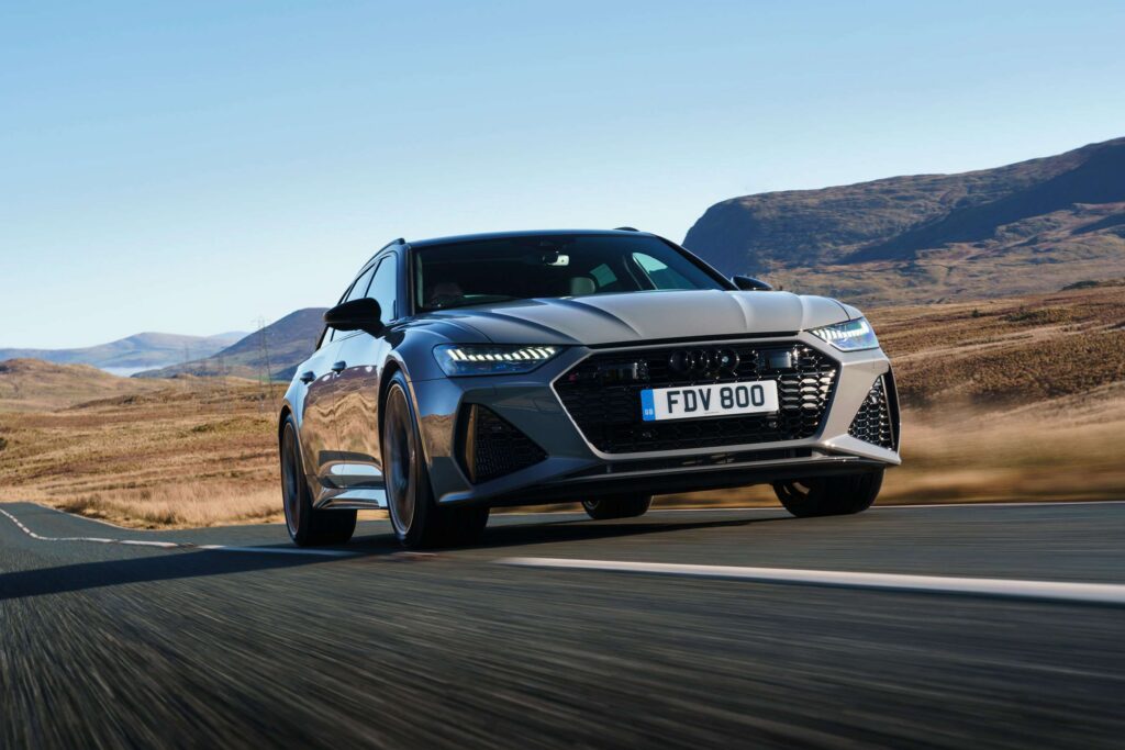 Frente da Audi RS6.